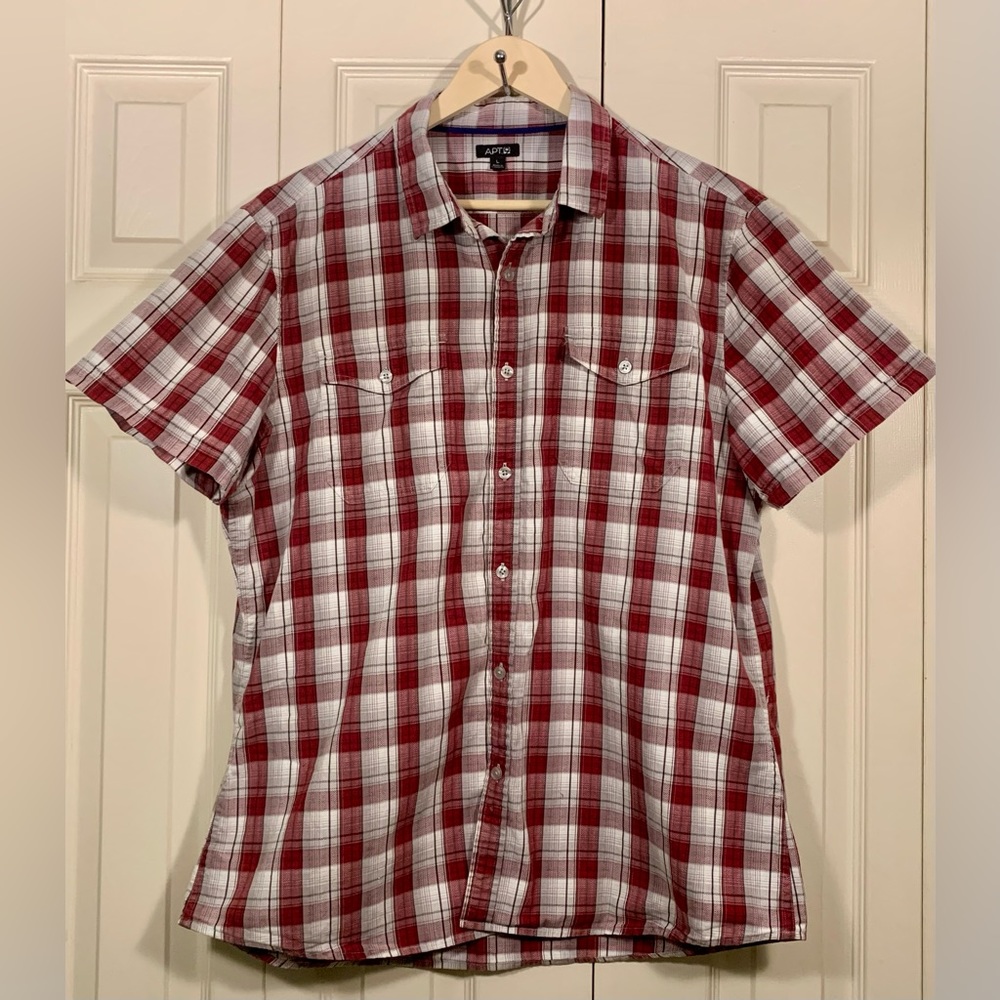 Men’s Red Plaid Short Sleeve Shirt - Picture 4 of 4